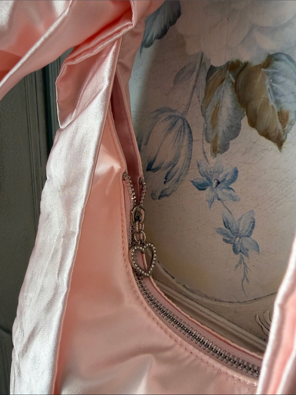 Sugar Thrillz Lady Royal Shoulder Bag - Pink - Picture 3 of 4